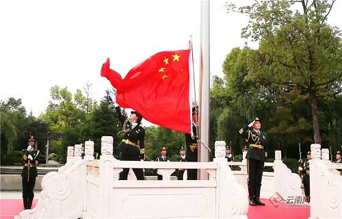 埃利的时装周